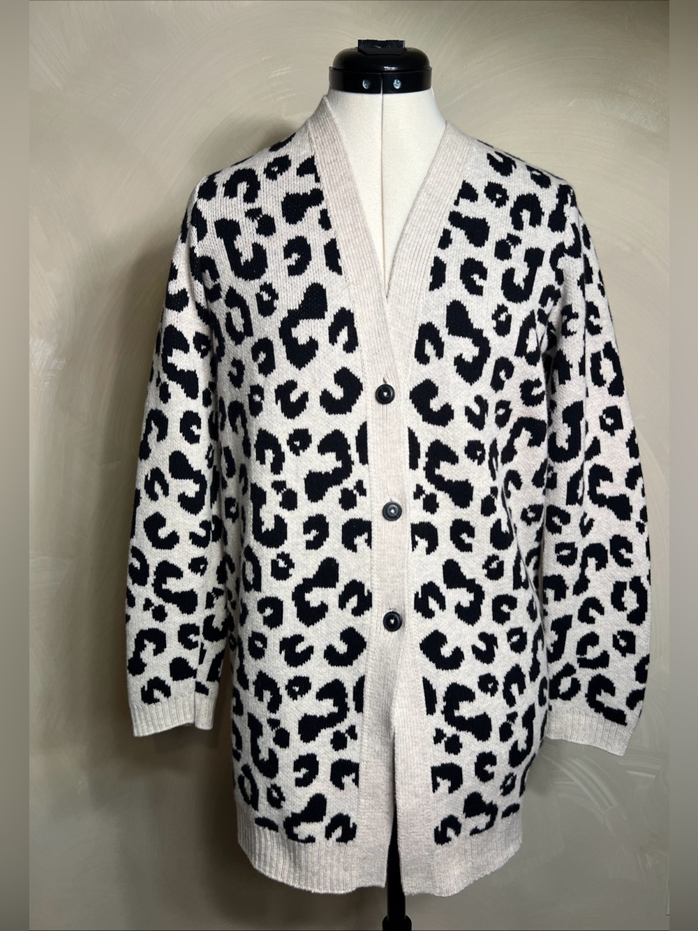 J. Jill Womens L/S 3-Button Front Cardigan,Leopard Print Maximalist MSRP:$109|XS